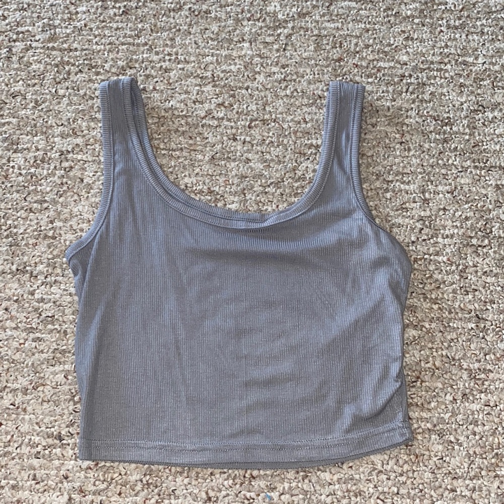 Woman’s crop top